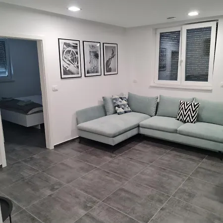 Villa Capris Apartments Koper Extérieur photo