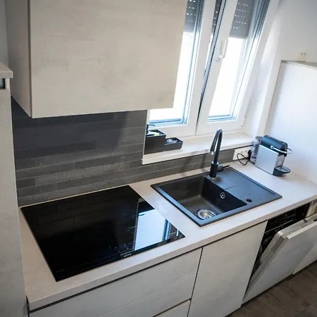 Villa Capris Apartments Koper Extérieur photo